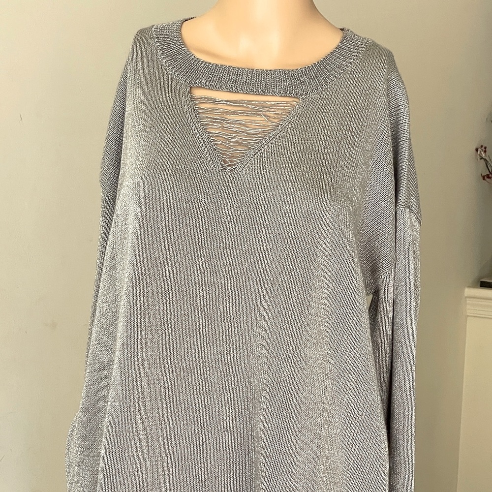 Lane Bryant Sweater Size 18/20 Cut Out Relaxed Fit Gray Top